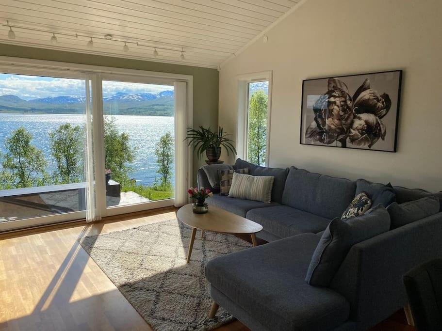 Villa Great House With Amazing Location!!Sea & Mountain View! à Kvaloya Extérieur photo